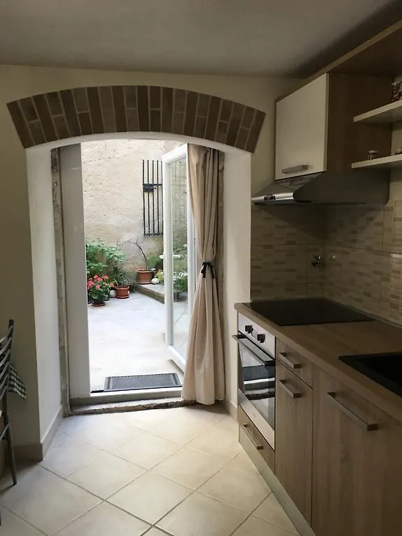 Apartment Filipas Cres 0*,  Croatie