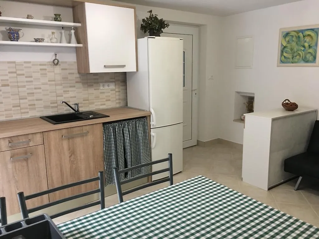 Apartment Filipas Cres